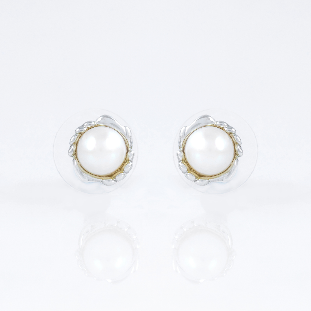 Petal Ring Pearl Stud Earrings