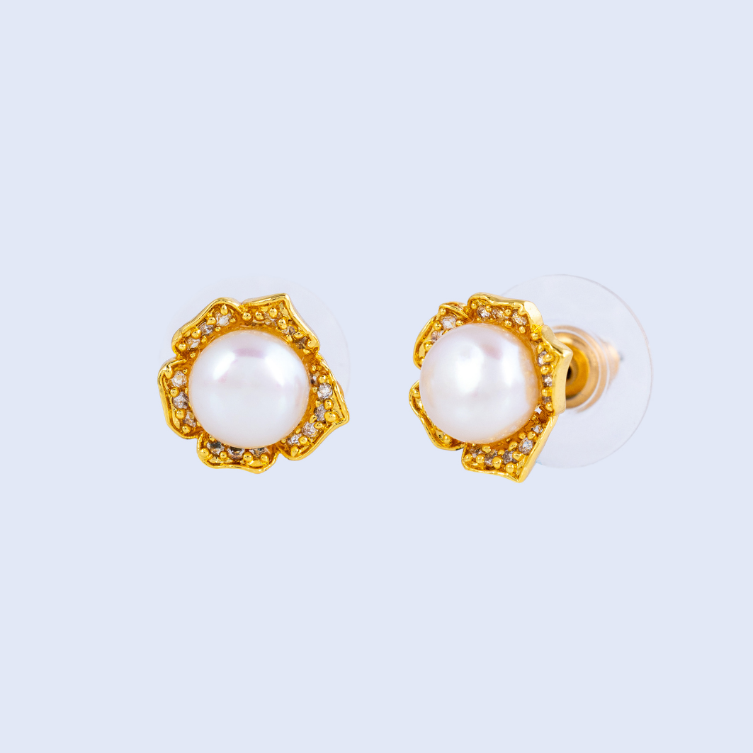 Petal Bloom Pearl Stud Earrings