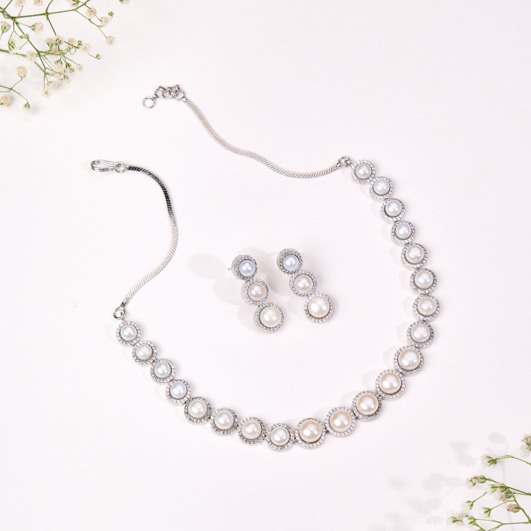 Blushing Flora White Halo Pearl Necklace Set