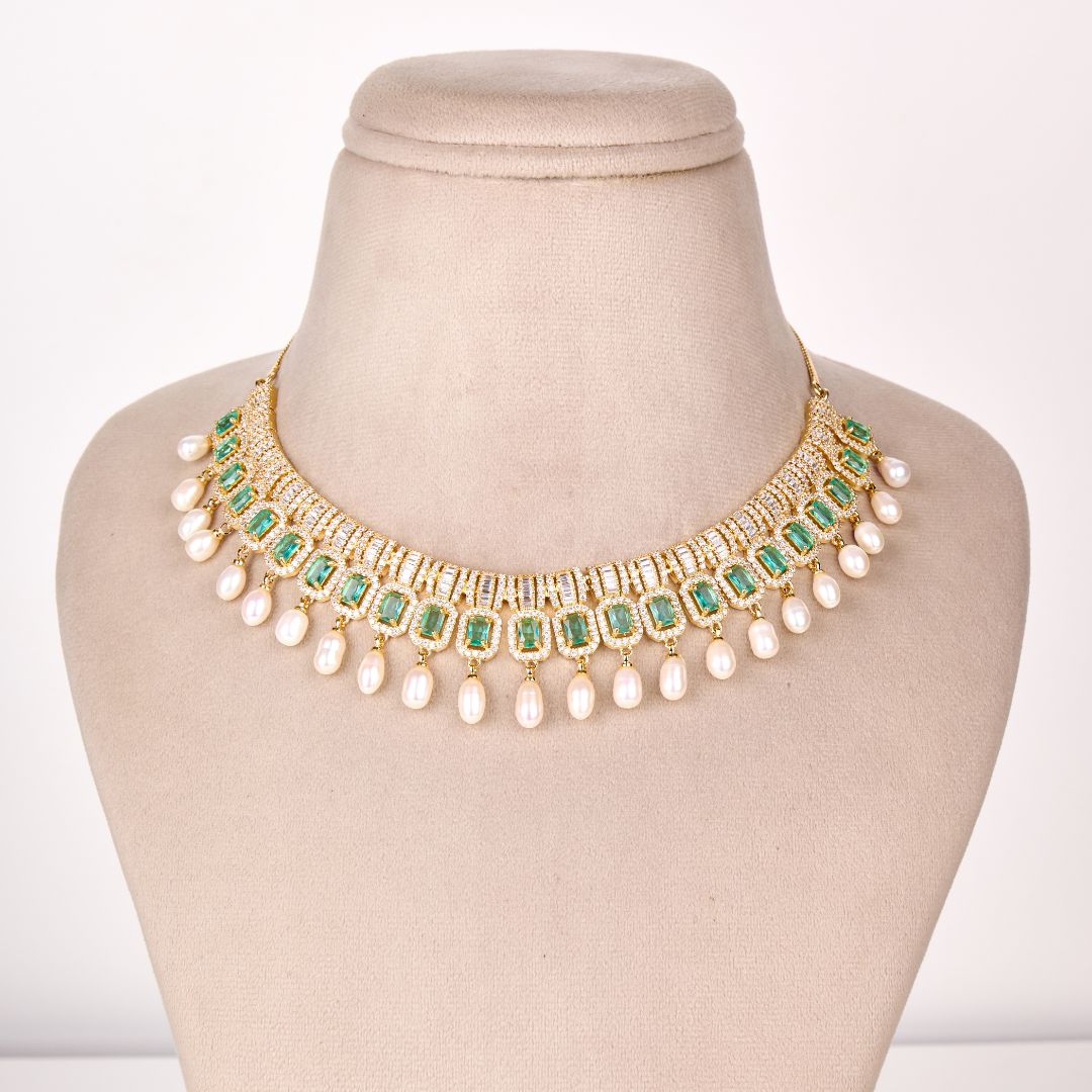 Timeless Emerald Pearl Drops Necklace Set