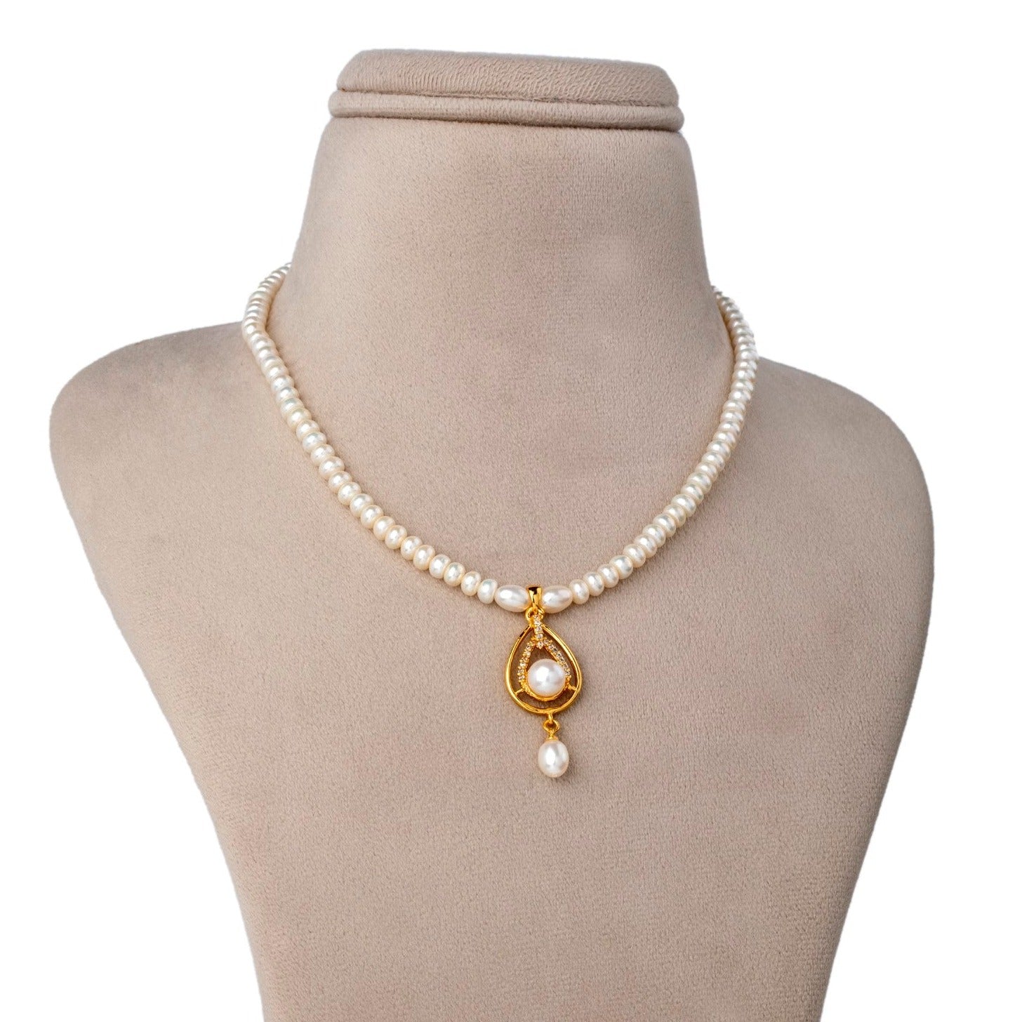 Golden Pearl Necklace