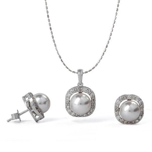 White Akoya Pearl and Diamond Set