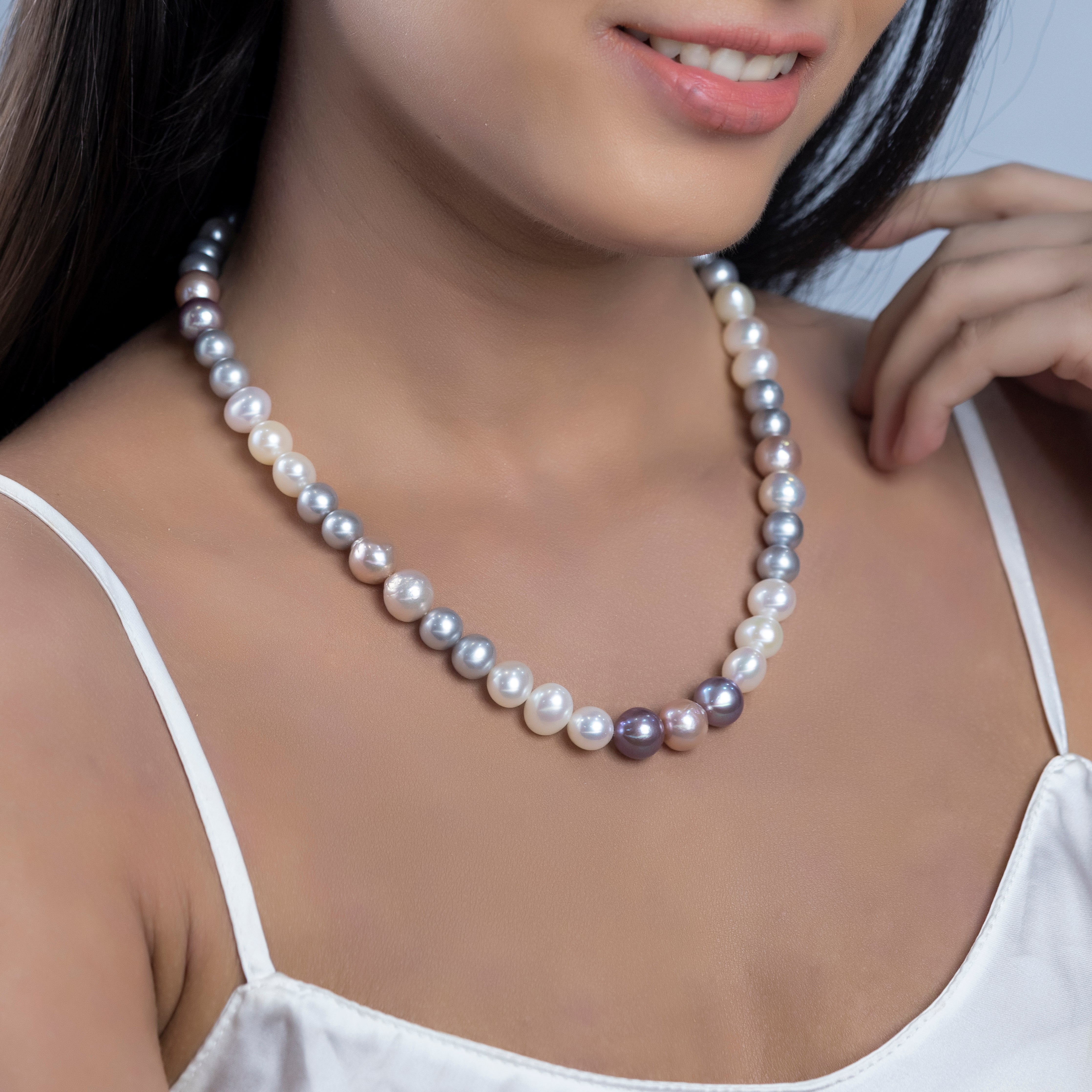 Single-Line Freshwater Pearl Necklace