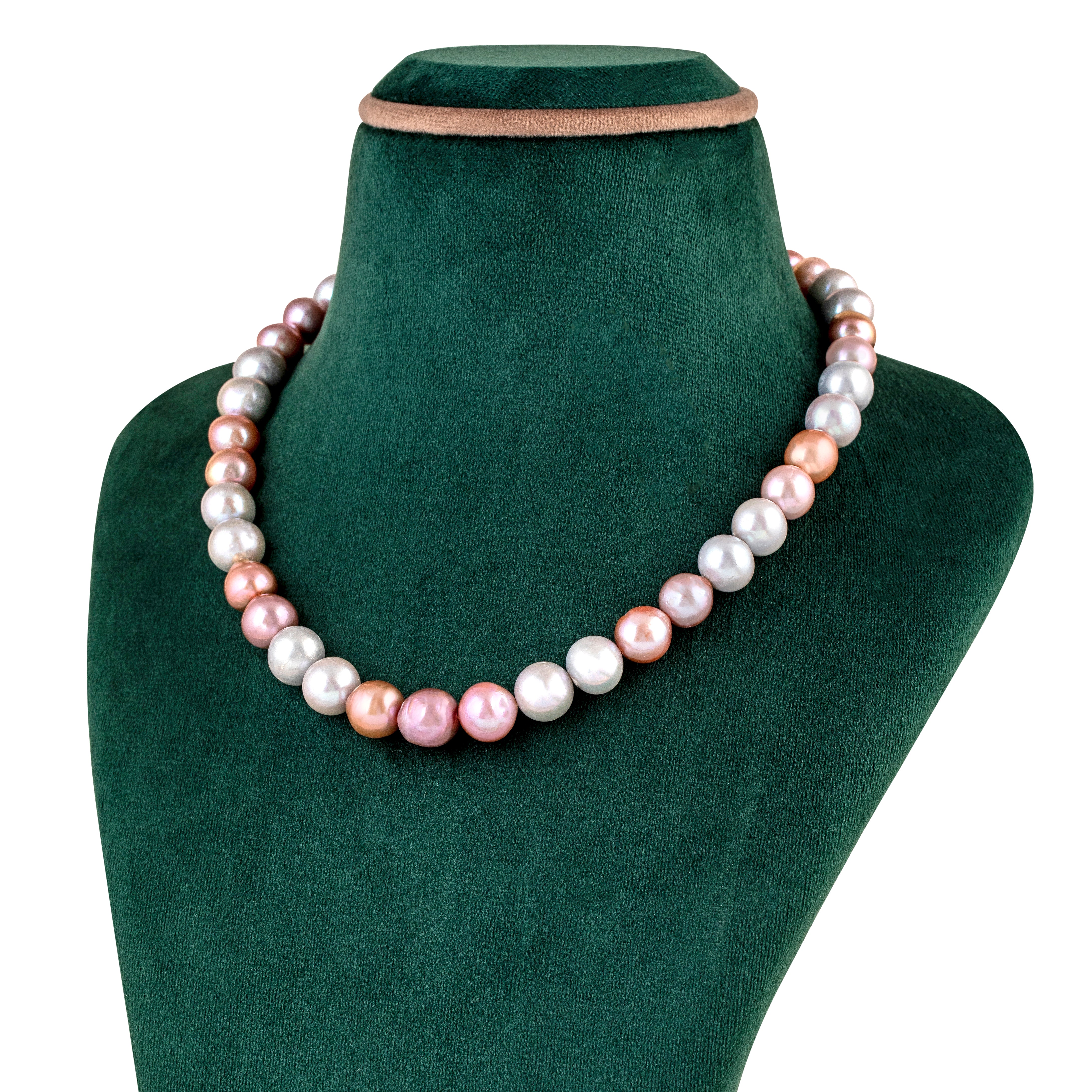 Baroque Single-Line Freshwater Necklace