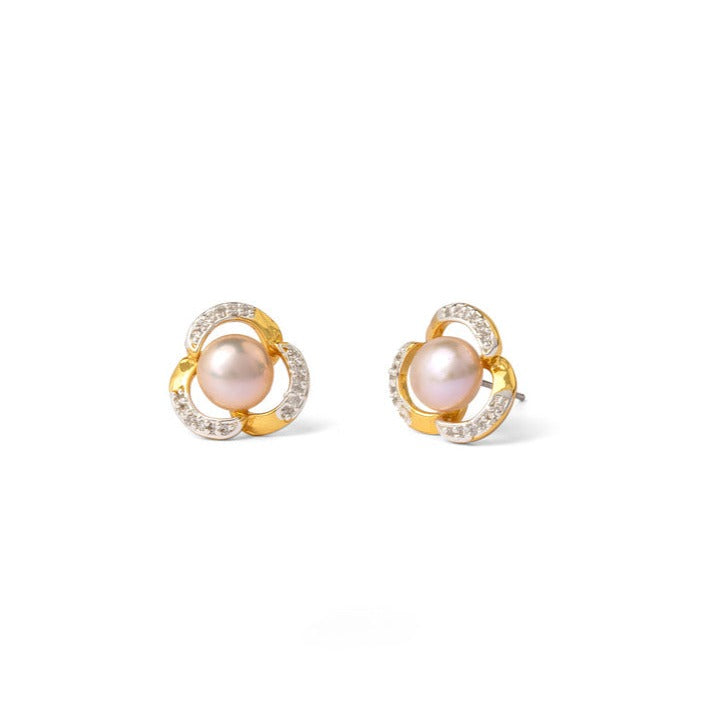 Trinity Oval Pearl Center Studs