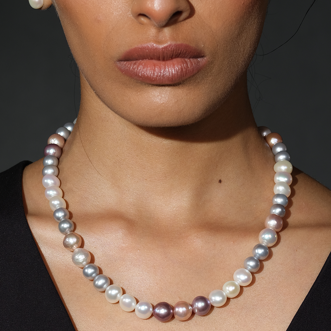 Single-Line Freshwater Necklace