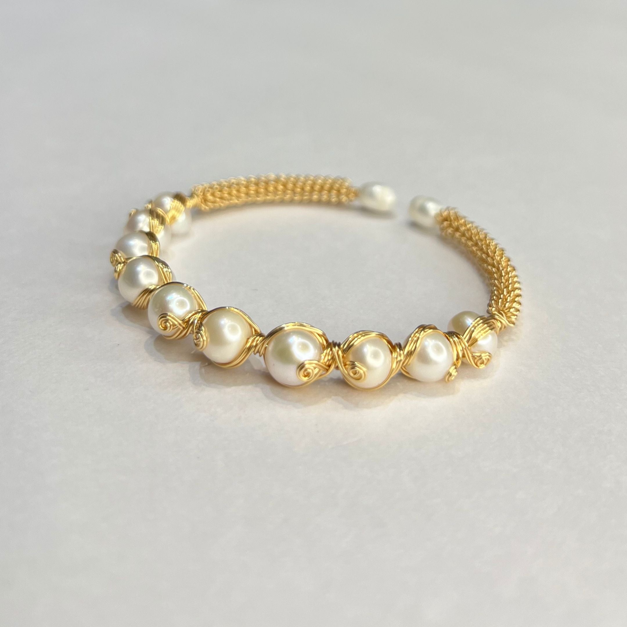 Golden Weave - Classic Pearl Rakhi bracelet