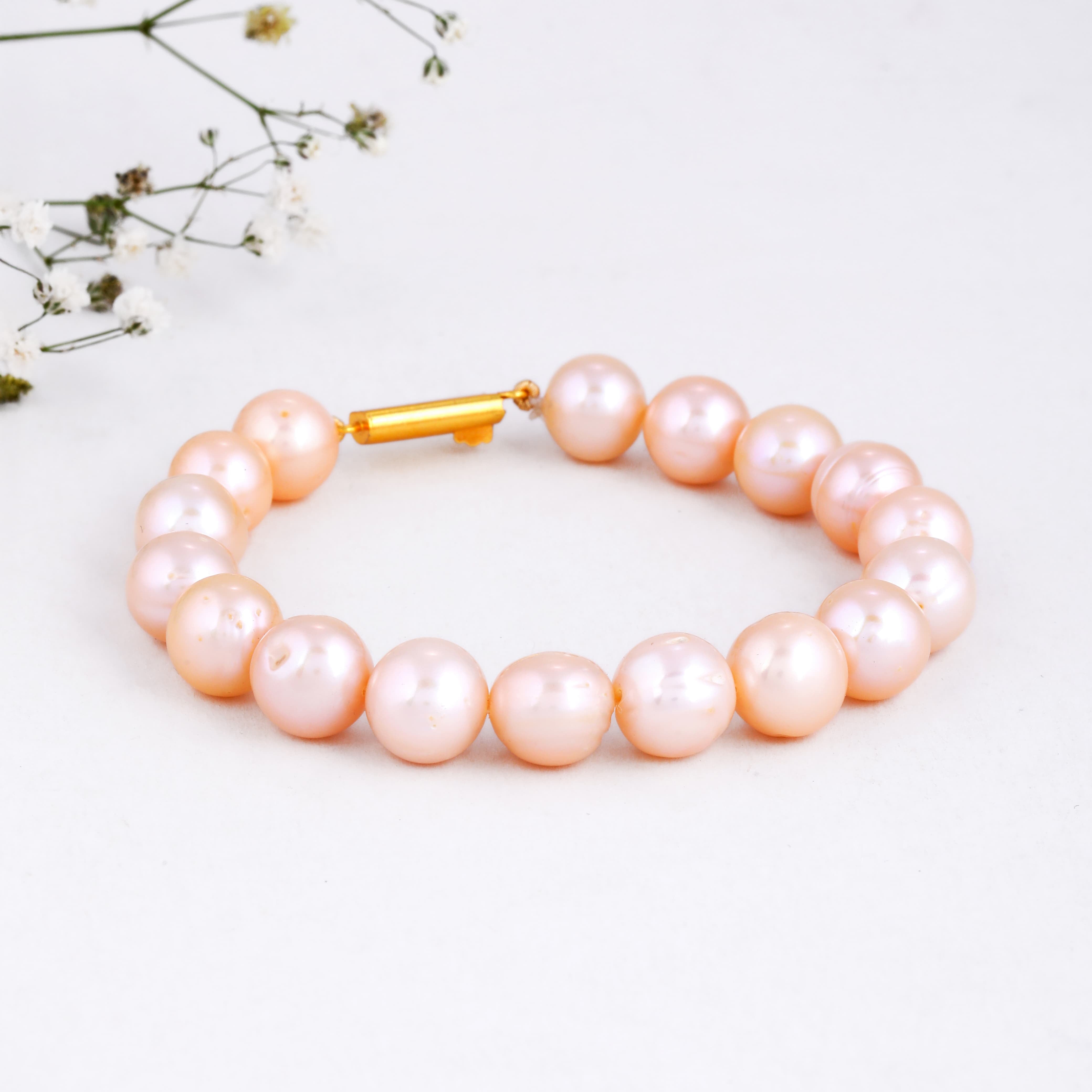 Peachy Pearl Single Row Bracelet