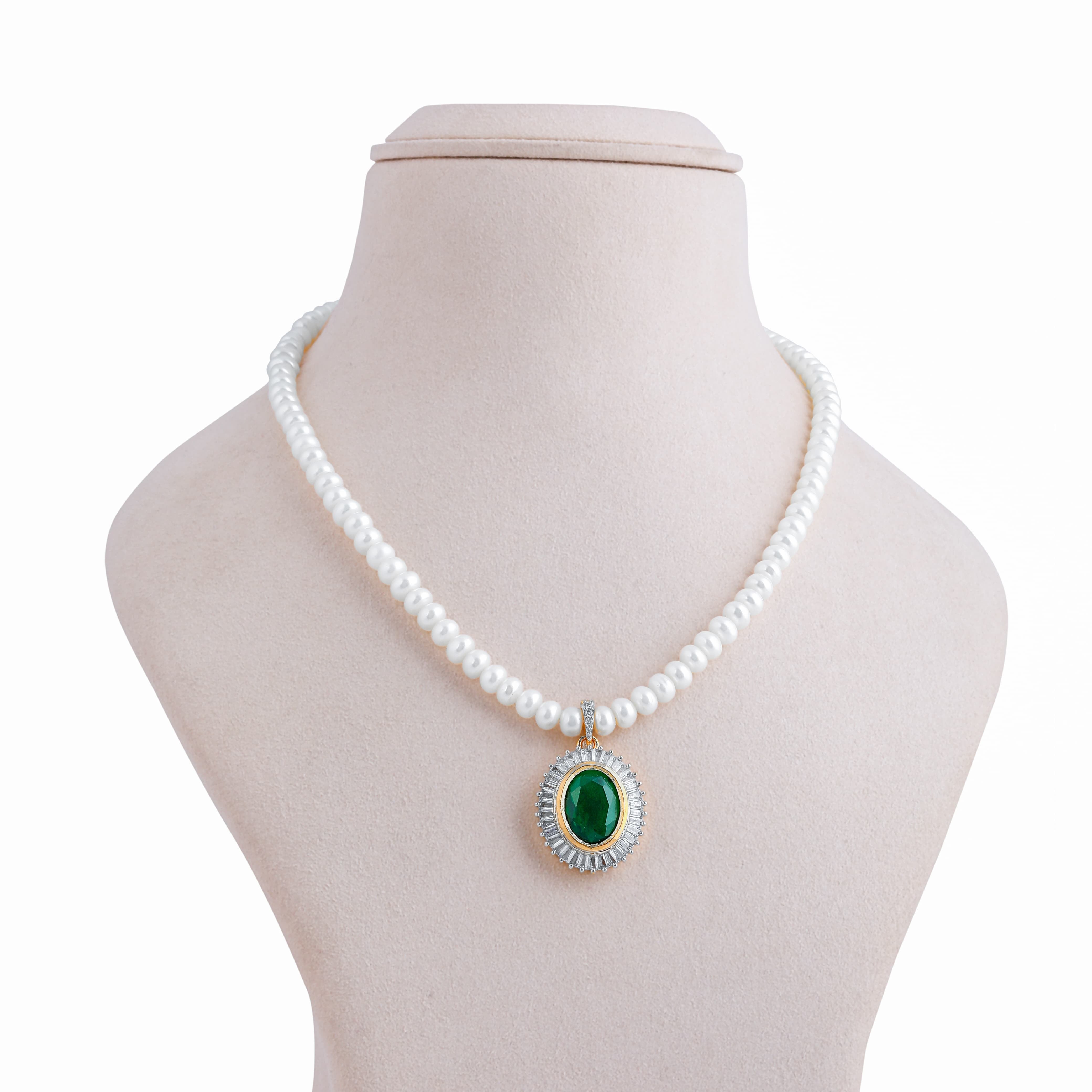 Oval Shaped Emerald Drop Pearl Jewelry Set