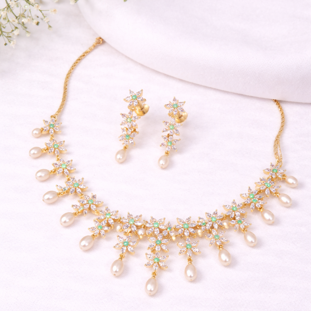 Emerald Bloom Pearl Necklace Set