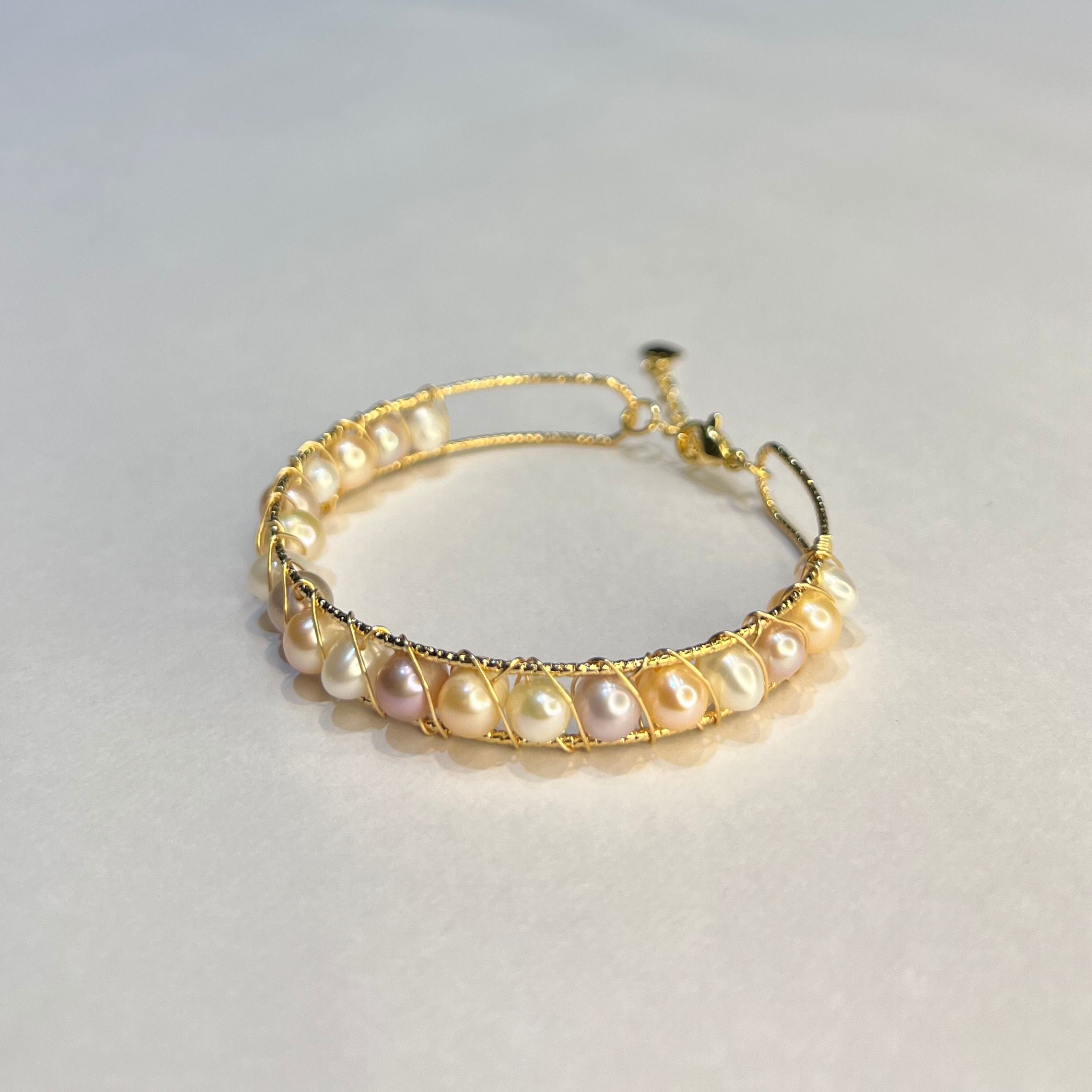 Divine Bond – Teardrop Pearl Bracelet