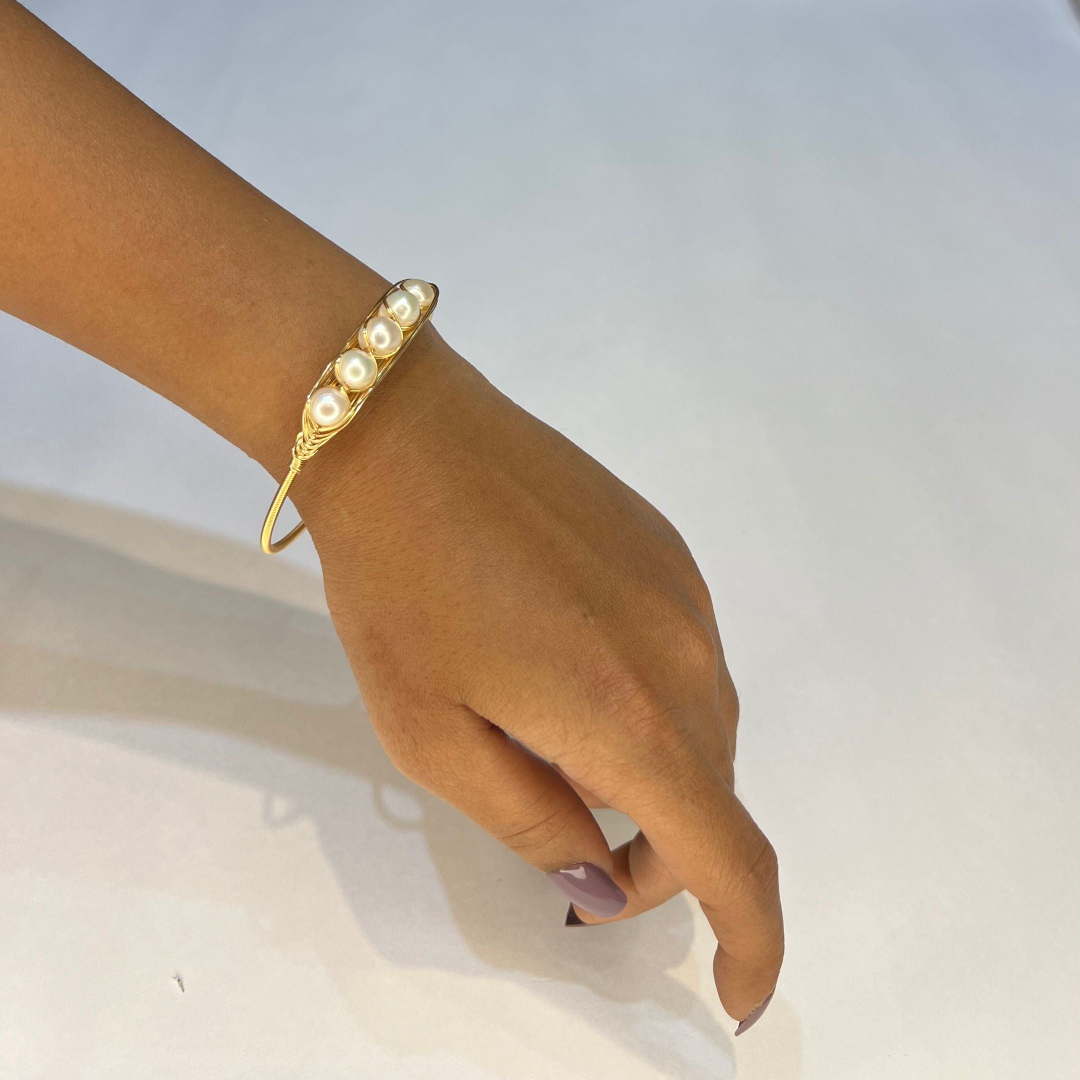 Pearl Harmony - Bonded Five Pearl Bracelet