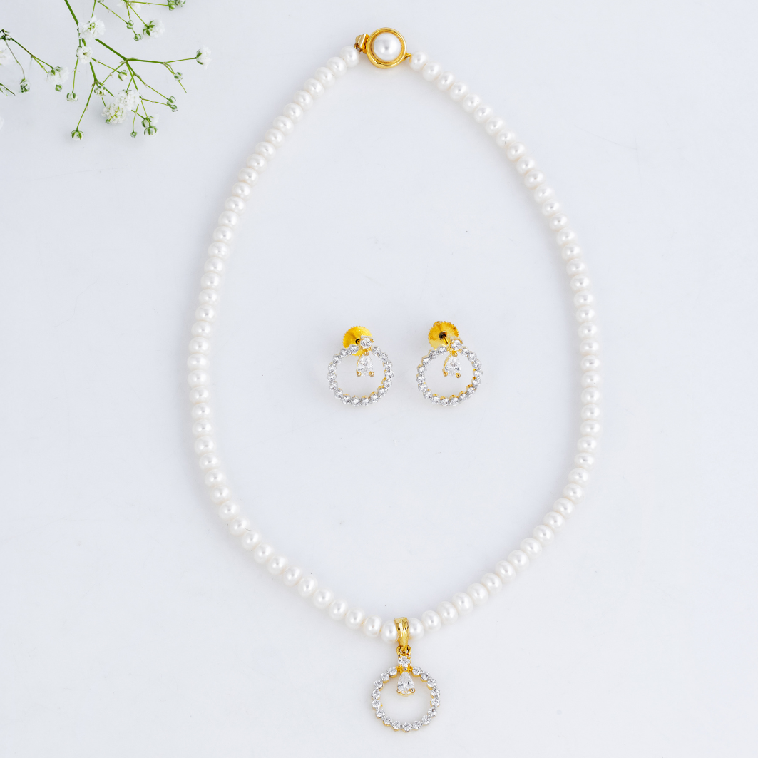 Dainty CZ Circle Pendant Necklace Set