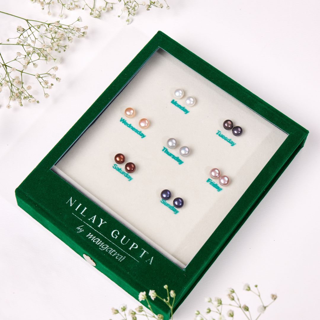 Everyday Elegance Stud Earrings Box