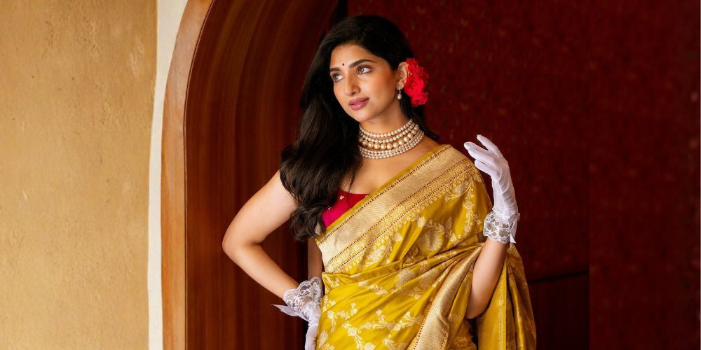 A women wearing Bridal pearl jewellery