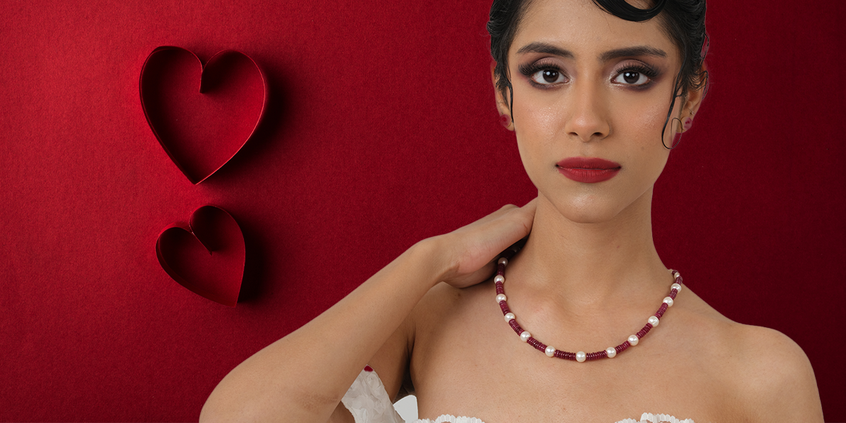 Dazzle Your Date: Statement Jewellery Pieces Gift Idea for Valentine's Day