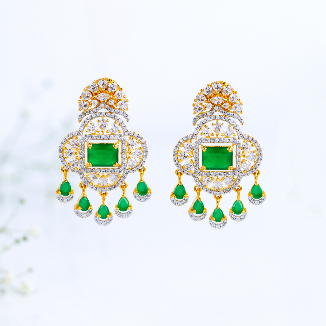 Dazzling Green Drop Triple-Row Pearl Choker Set