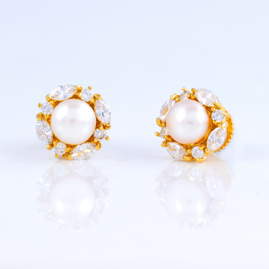 Floral Cluster Pearl Stud Earrings