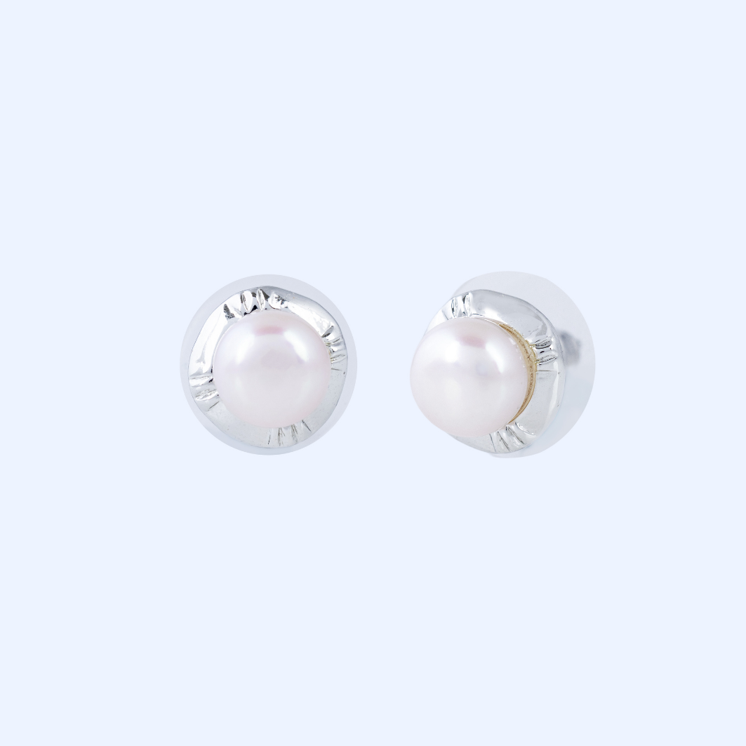 Aura Blush Pearl Stud Earrings
