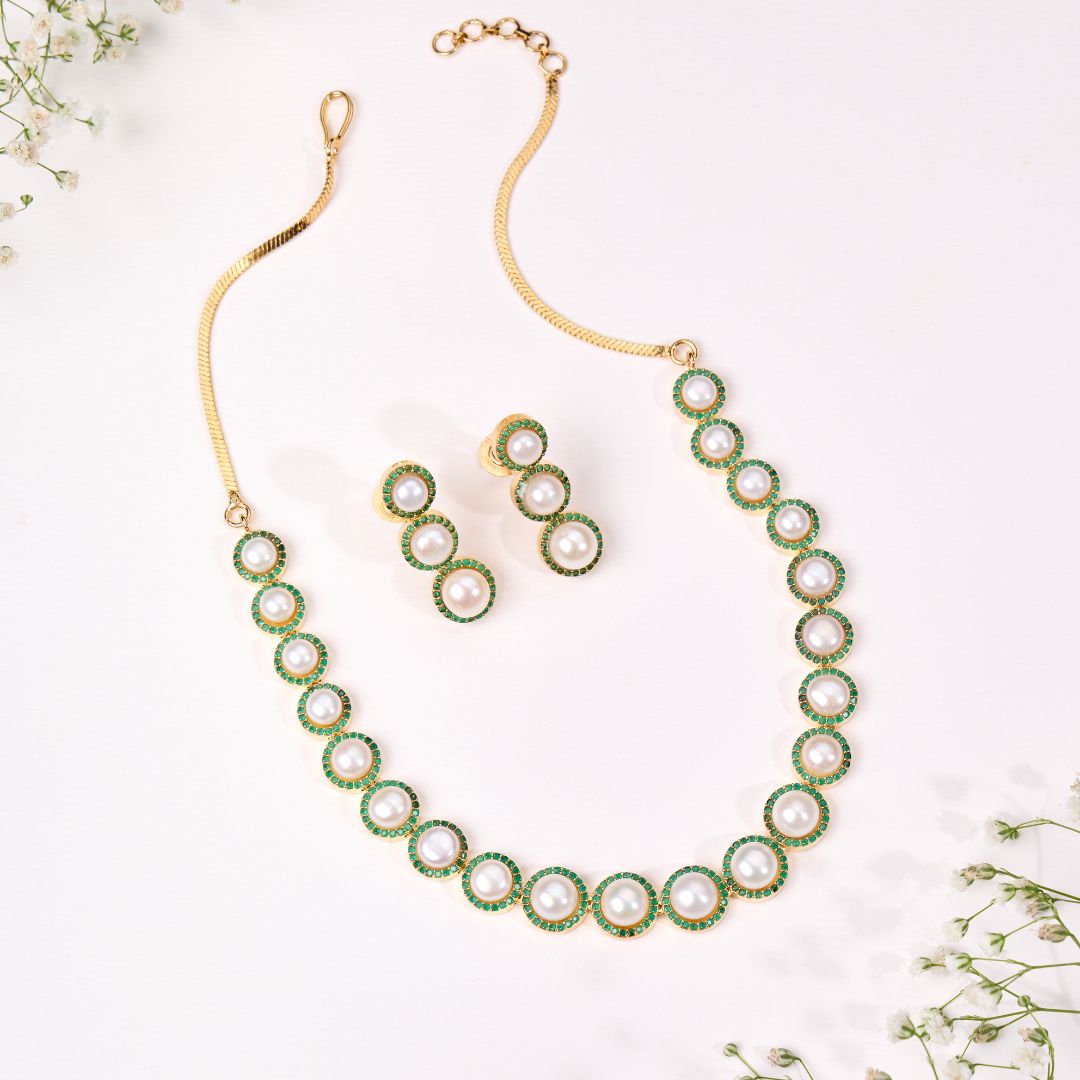 Blushing Flora Green Halo Pearl Necklace Set
