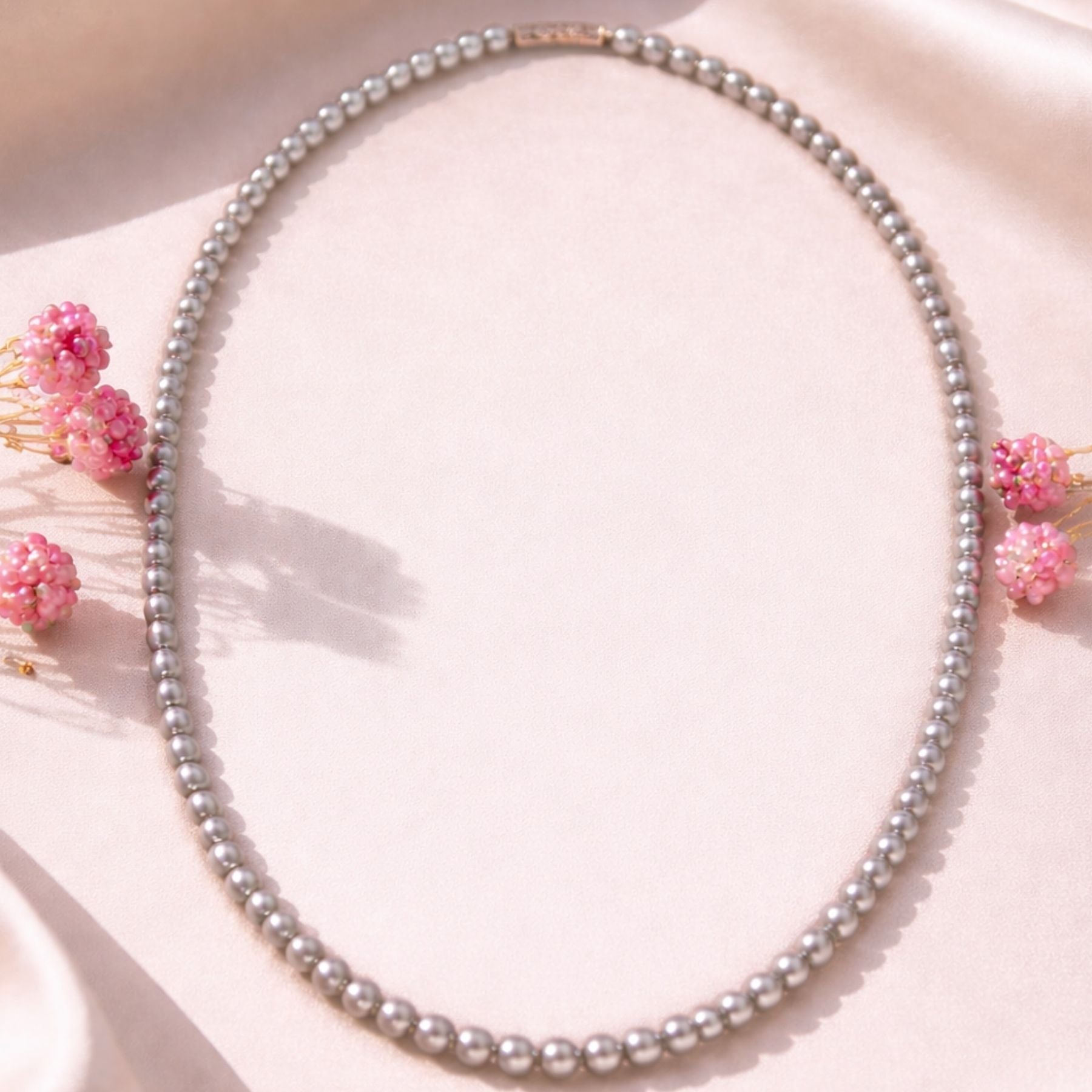 Silver Aura Pearl Necklace