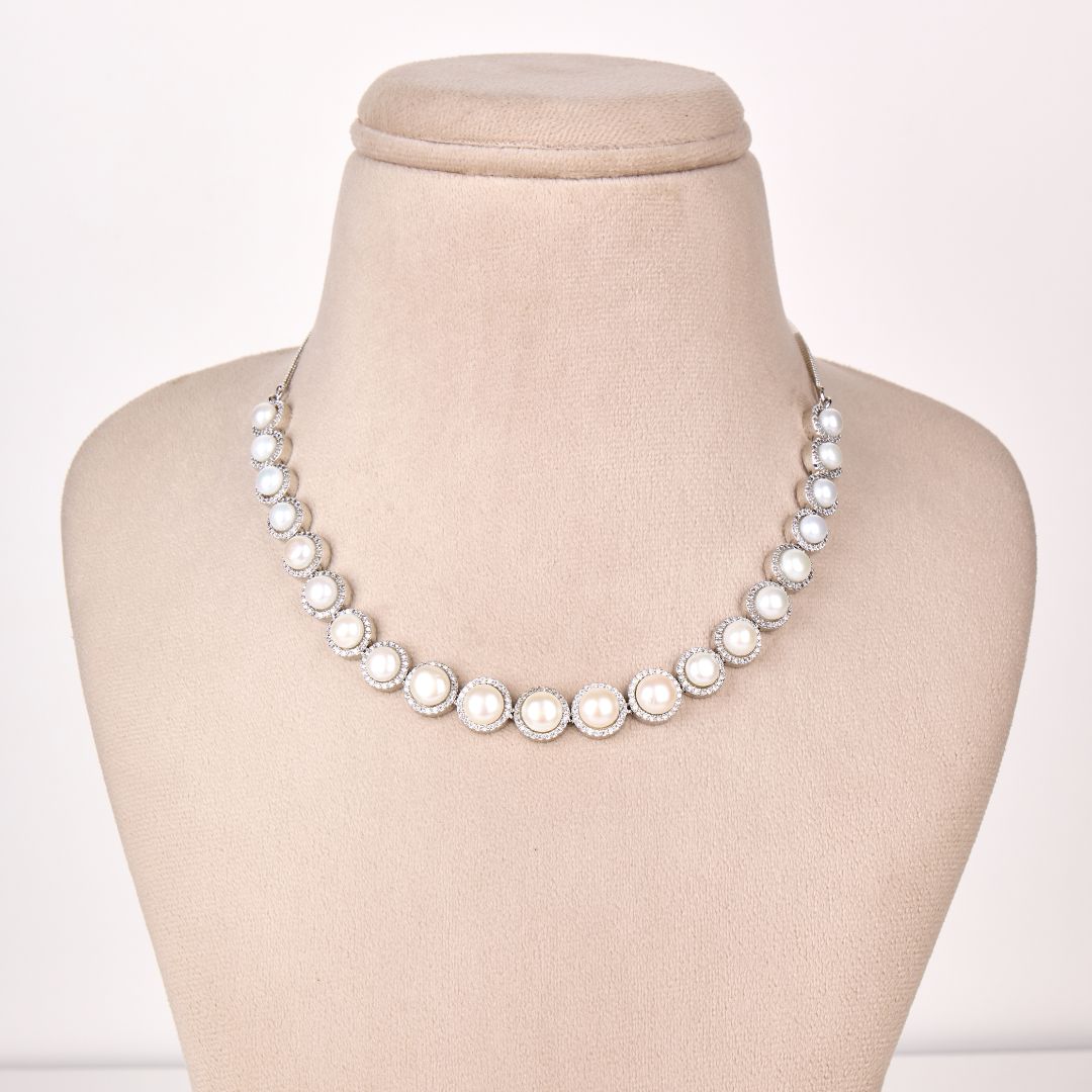 Blushing Flora White Halo Pearl Necklace Set