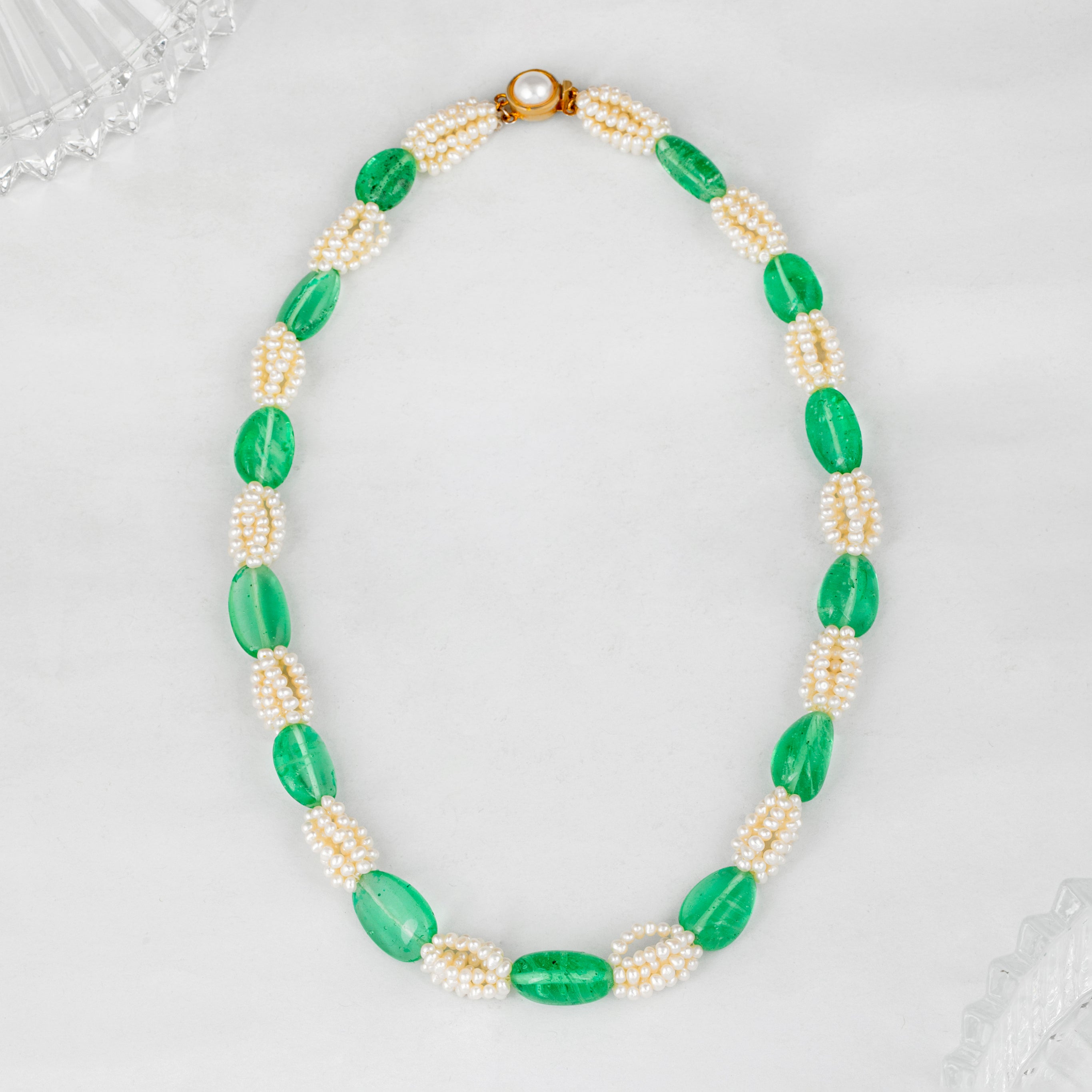 Green Bead Oasis Seed Pearl Necklace
