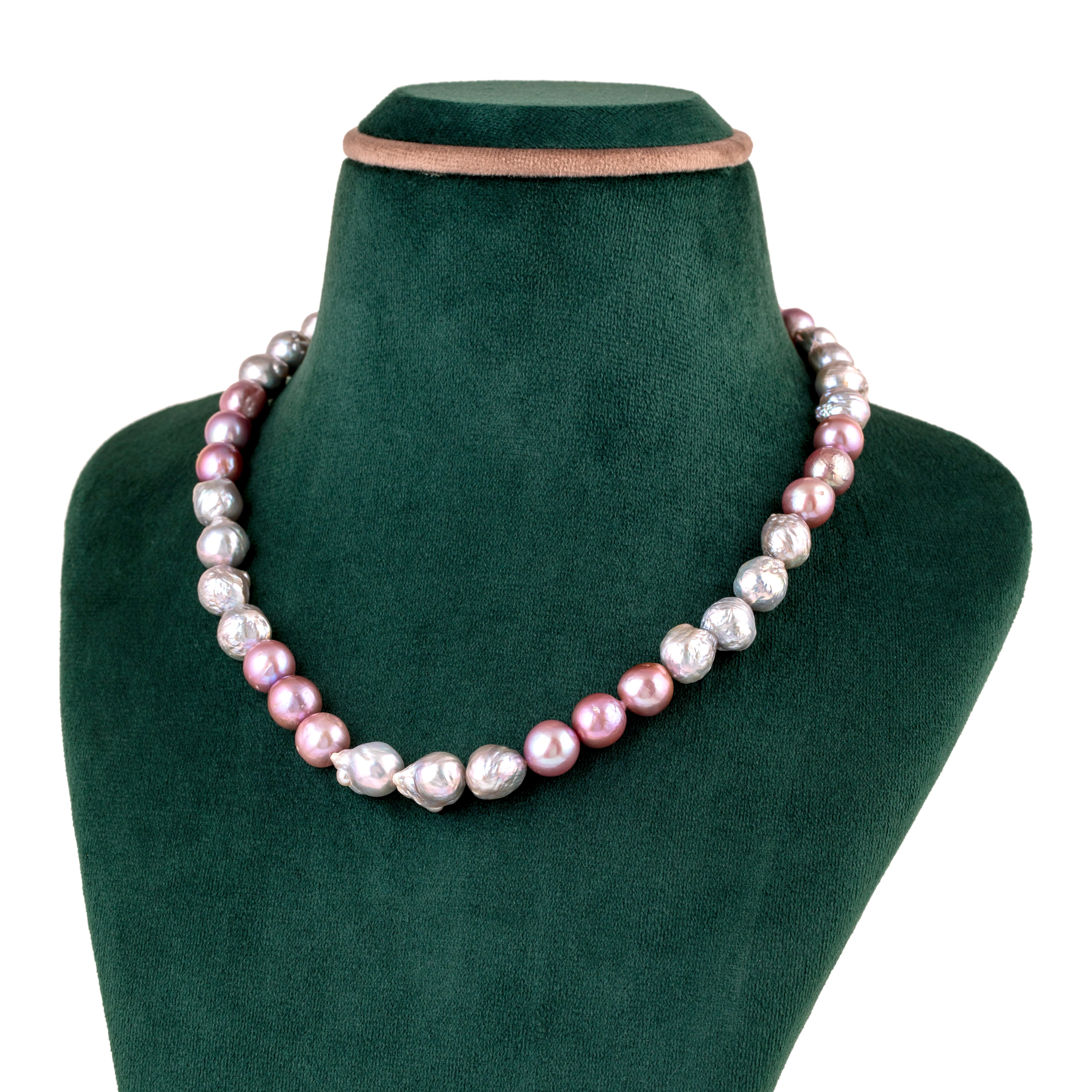 Misty Rose Baroque Single Line Freshwater Necklace