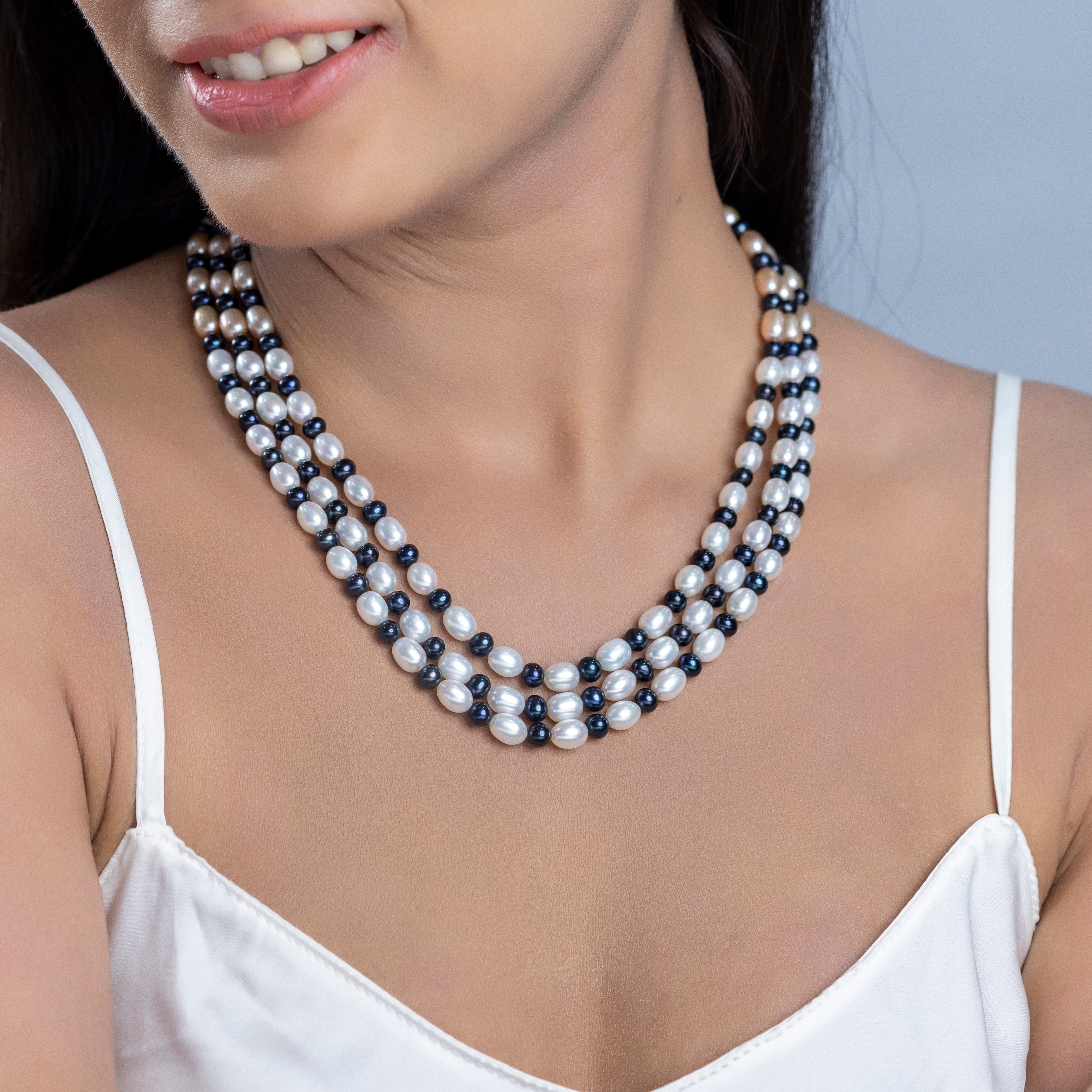 Contrast Trio Oval-Button Freshwater Necklace