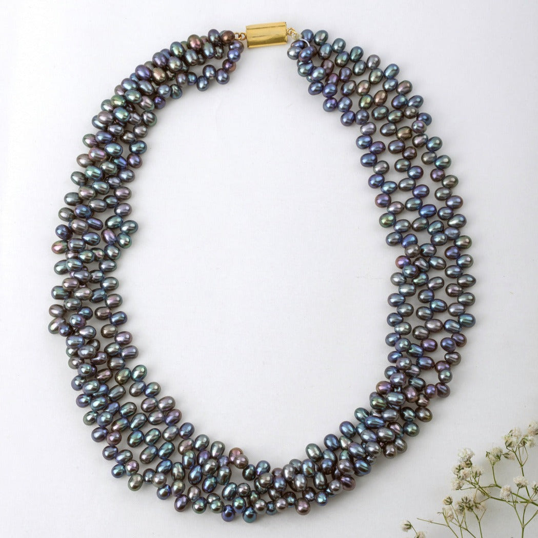 Freshwater PEACOCK GREEN twisted 3 LINE twisted Pearl Necklace