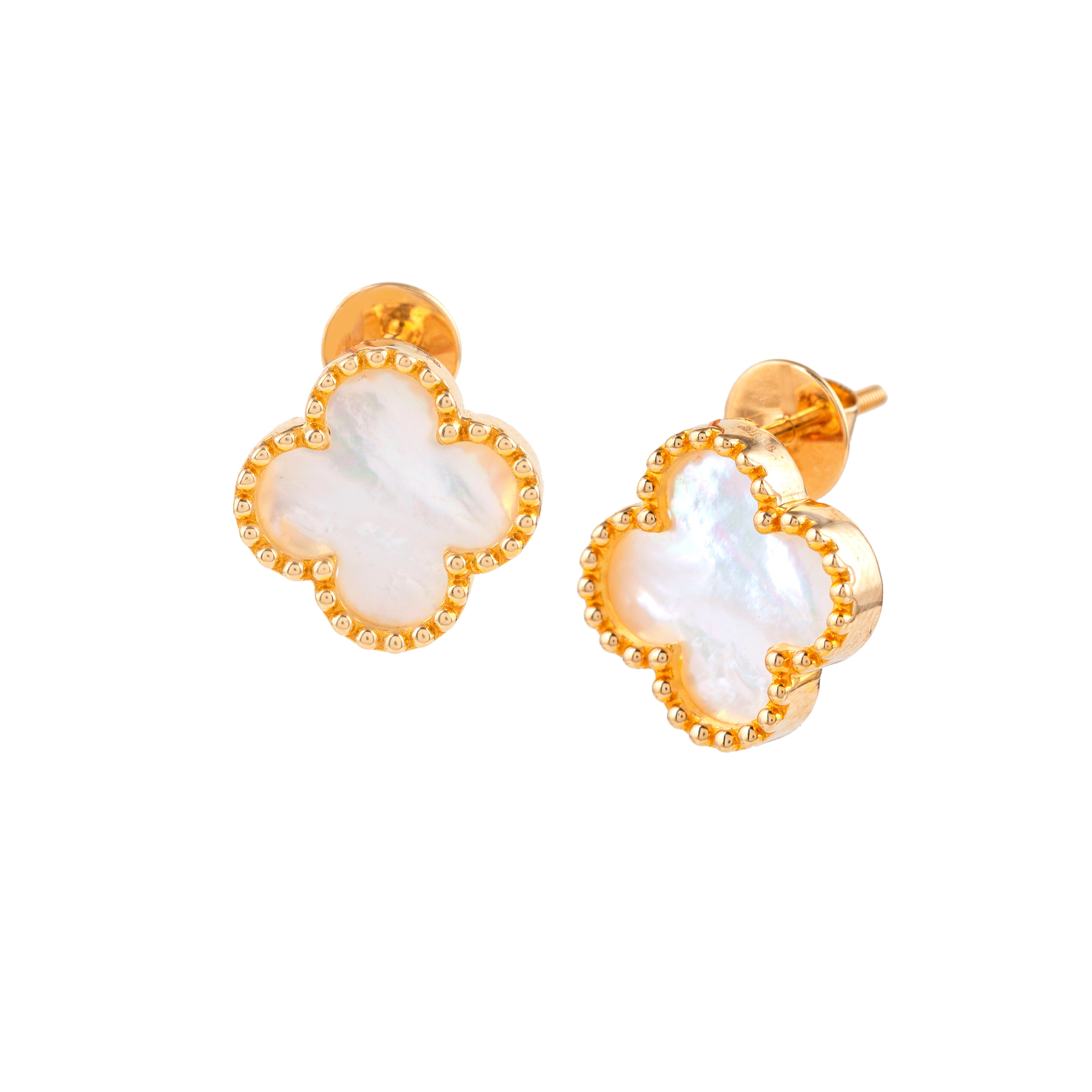 Pearly Bud Yellow Gold Studs