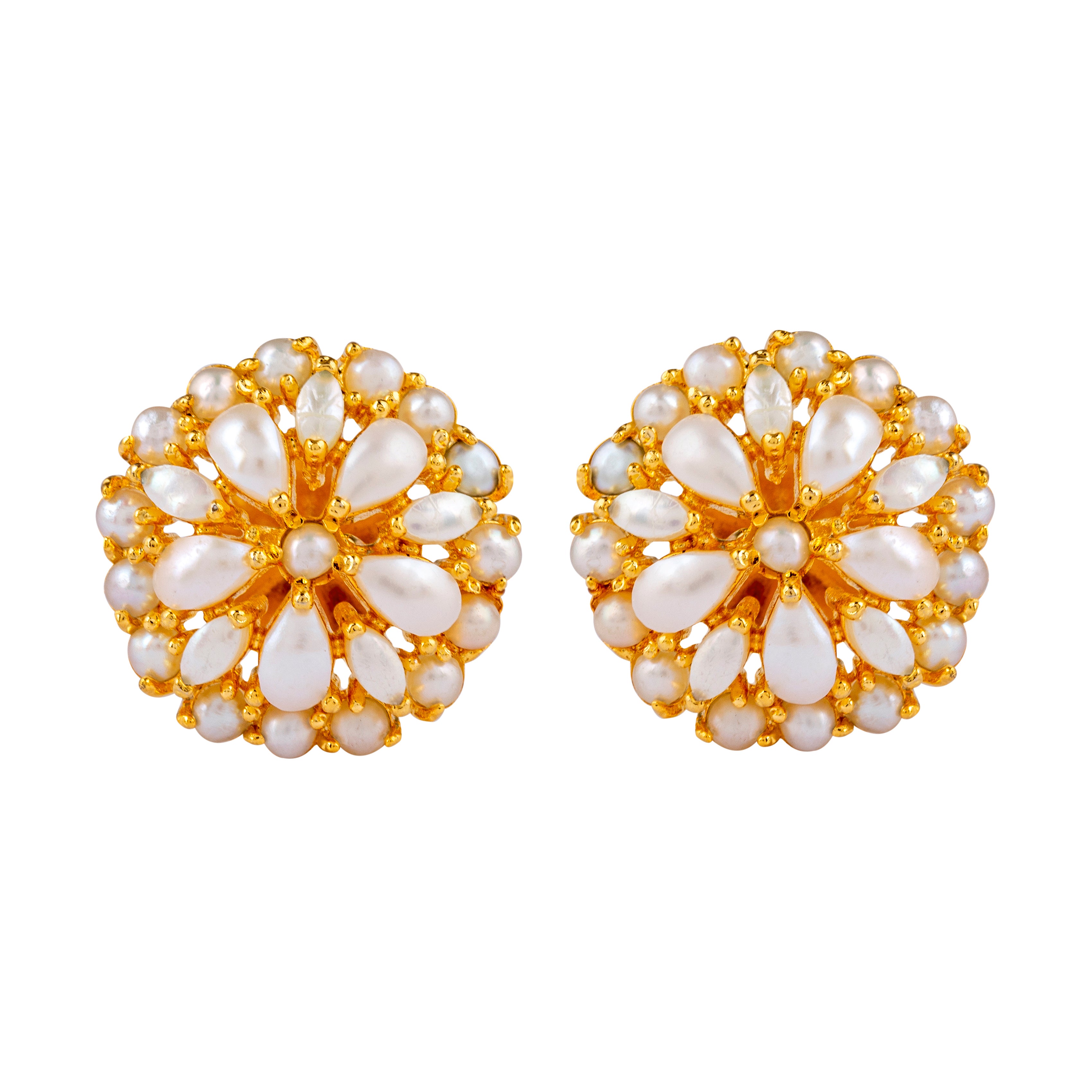 Effortless Chic Pearl Stud Earrings