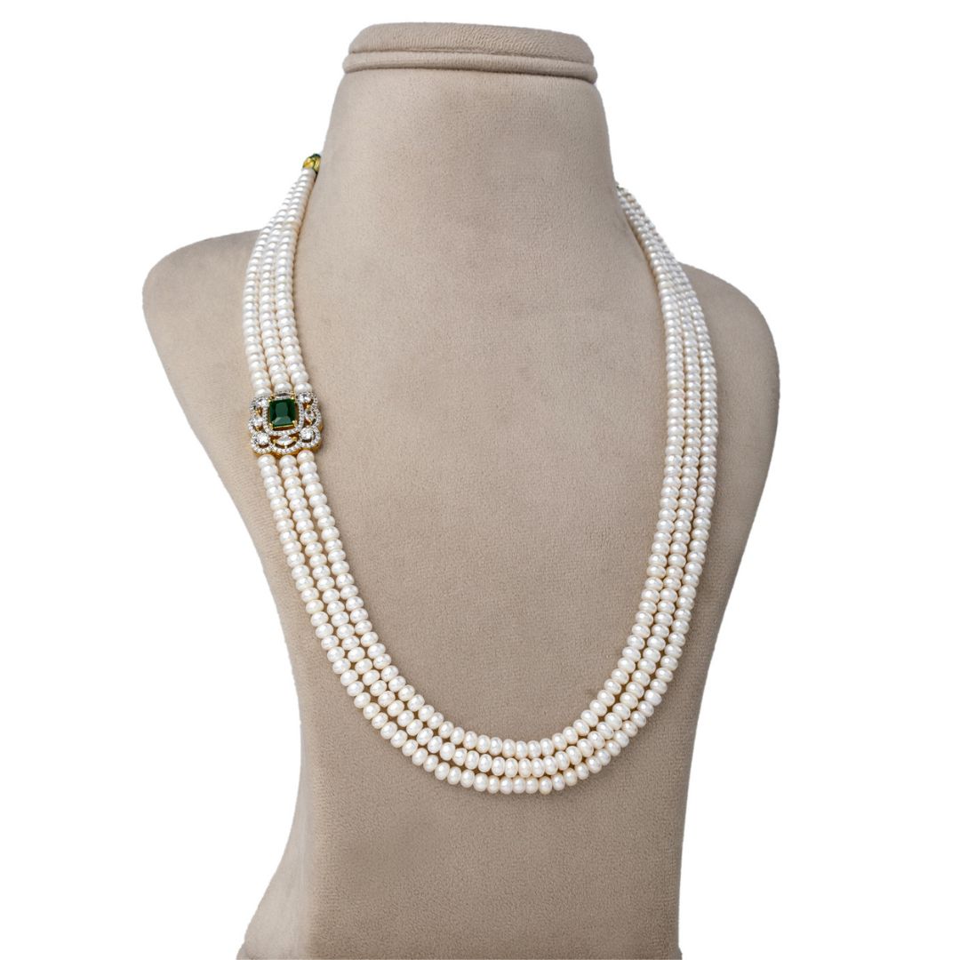 Green Harmony Pearl Necklace and Earring Set 