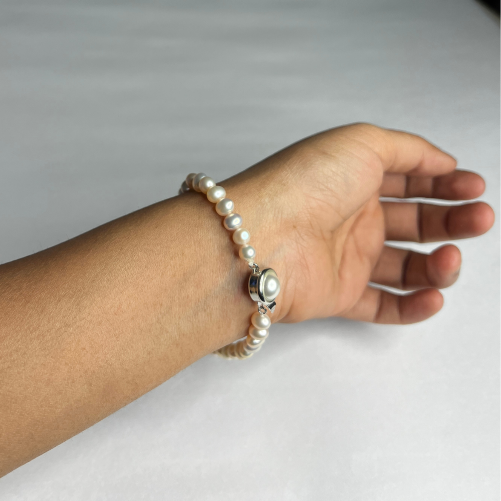 Onion pink pearl bracelet