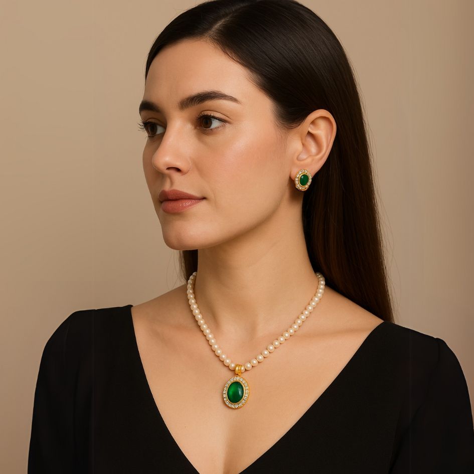 Oval Shaped Emerald Drop Pearl Jewelry Set