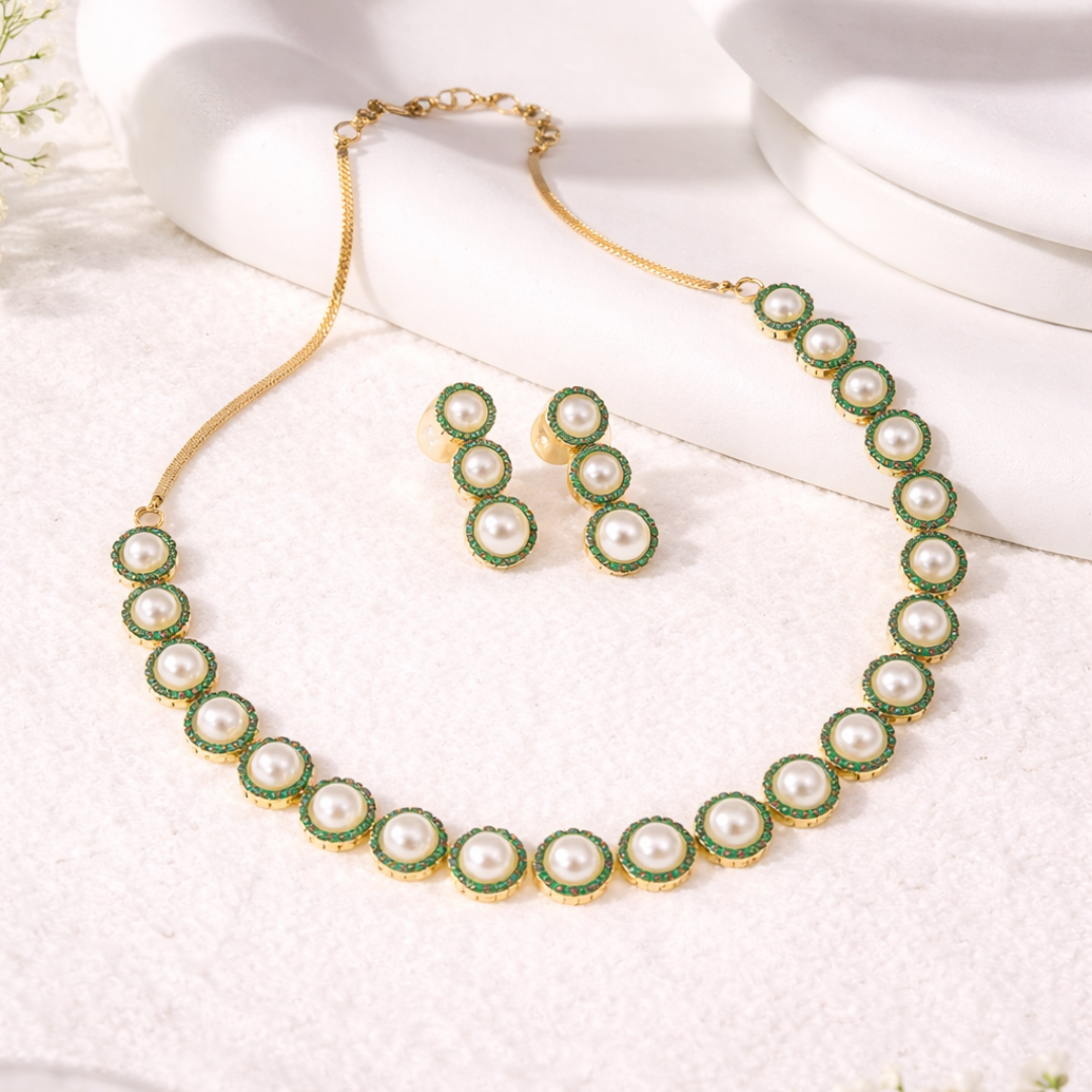 Blushing Flora Green Halo Pearl Necklace Set