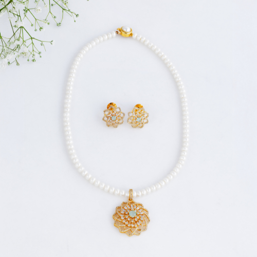 Green Stone Floral Pearl Pendant Set