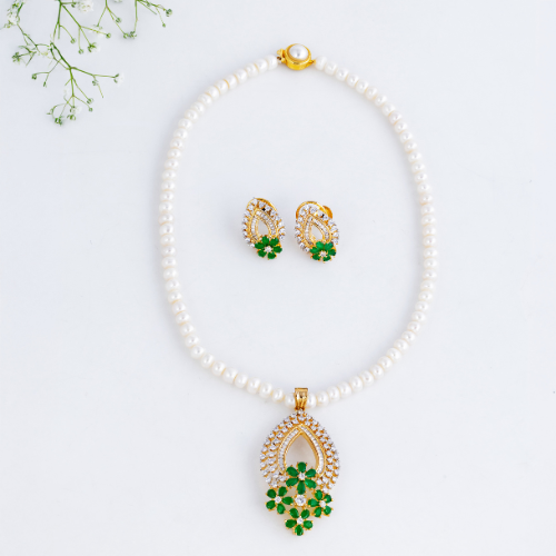 Floral Freshwater Pearl Pendant Set