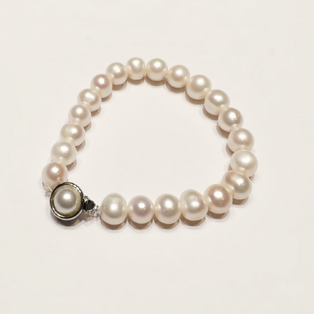 White Round Single Row bracelet