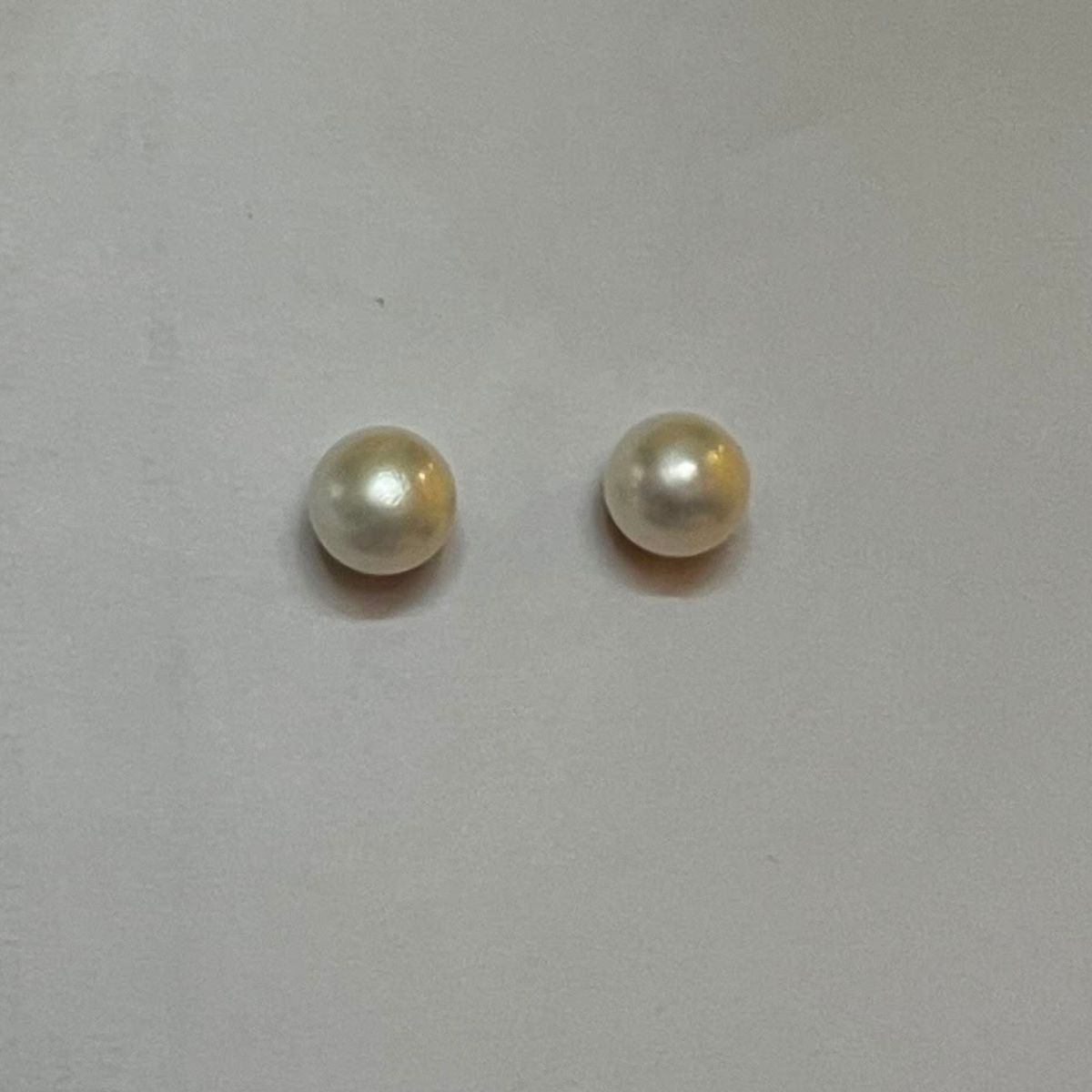 Milky Button Pearl Gift Set