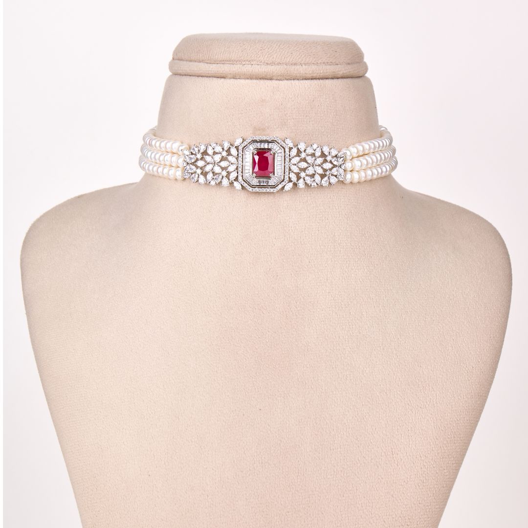 Elegant Pearl Necklace with Pink Accent